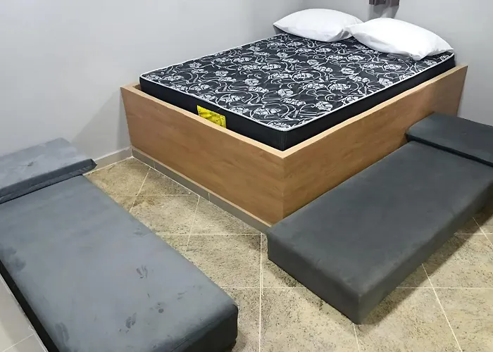 Cabo Frio - Centro - Galeria Exito - Aluguel Economico